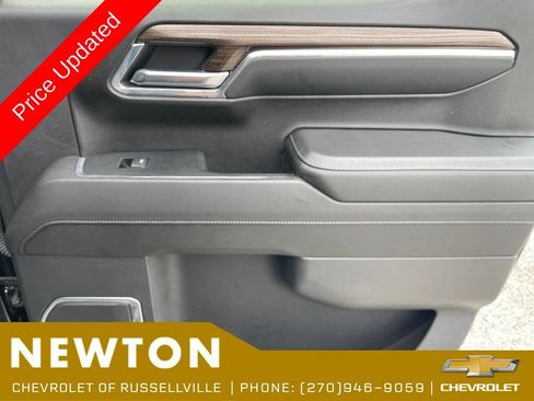 Used 2024 Chevrolet Silverado 1500 LT AWD/4WD image 29