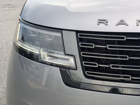 Used 2023 Land Rover Range Rover SE AWD/4WD image 10