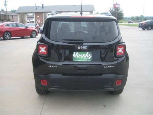 Used 2022 Jeep Renegade Limited AWD/4WD image 6