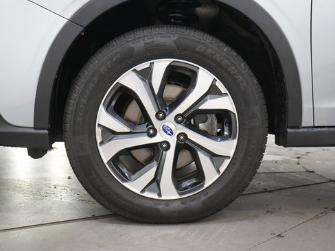 Used 2020 Subaru Outback Limited AWD/4WD image 29