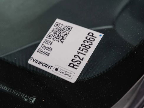 Certified 2024 Toyota Sienna XSE FWD image 30