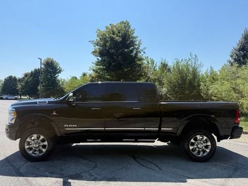 Used 2019 RAM 2500 Limited AWD/4WD image 11