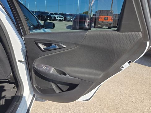 Used 2023 Chevrolet Malibu LT FWD image 24