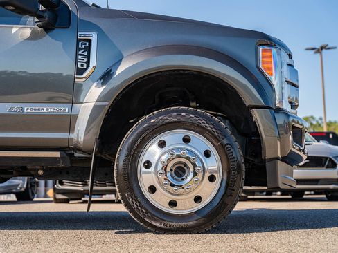 Certified 2019 Ford F450 Platinum w/ Platinum Ultimate Package image 9