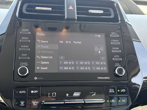 Used 2021 Toyota Prius XLE w/ Carpet Mat Package (TMS) AWD/4WD image 22