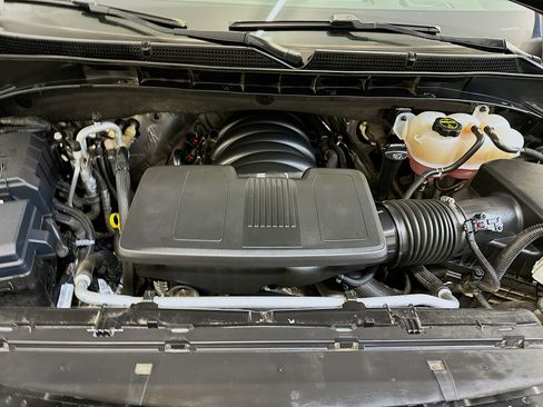 Used 2024 GMC Yukon SLT image 36