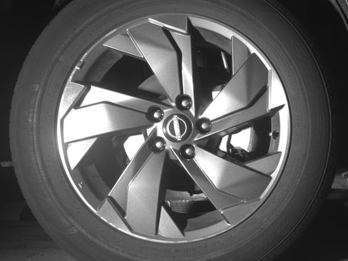 Used 2025 Nissan Rogue SV image 10