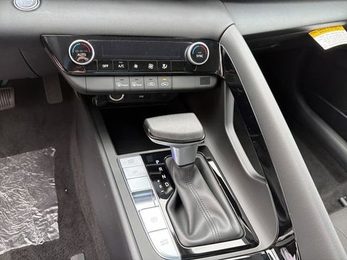 New 2026 Hyundai Elantra Blue image 29