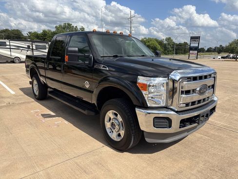 Used 2013 Ford F250 XLT w/ XLT Interior Pkg AWD/4WD image 5