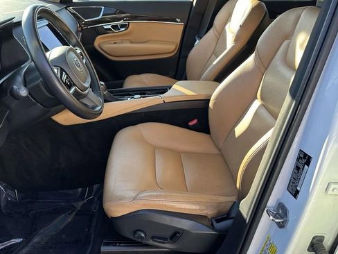 Used 2016 Volvo XC90 T6 Momentum image 25