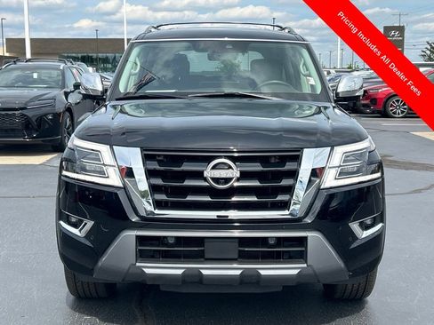 Used 2023 Nissan Armada Platinum w/ Captain's Chairs Package RWD image 26