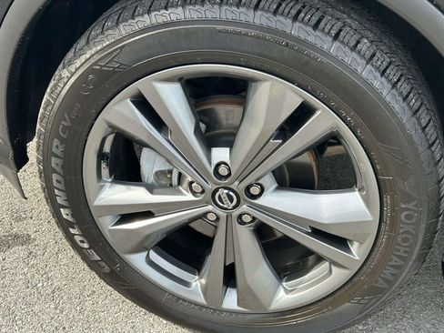 Used 2019 Nissan Murano Platinum image 9