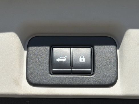 Certified 2024 Nissan Ariya FWD image 28