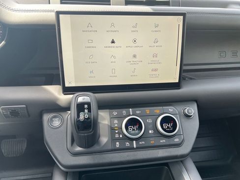 New 2025 Land Rover Defender 110 X-Dynamic SE image 17