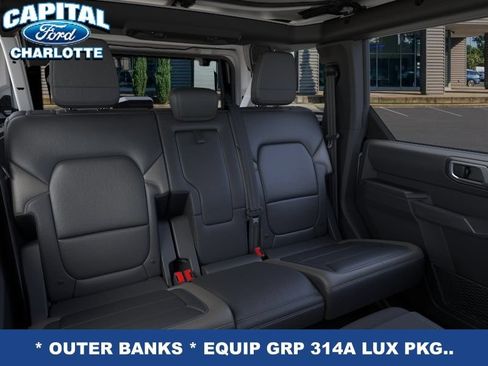 New 2026 Ford Bronco Outer Banks AWD/4WD image 13