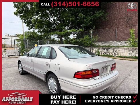 Used 1998 Toyota Avalon XLS FWD image 3