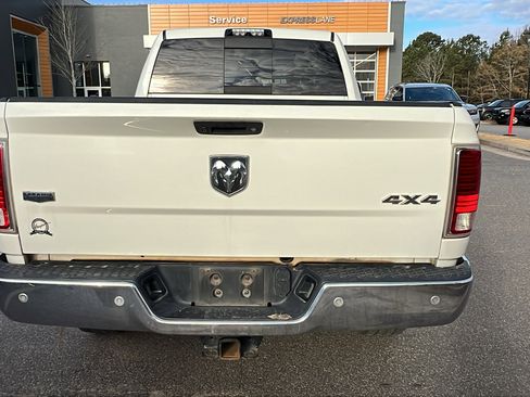 Used 2018 RAM 3500 Laramie image 9