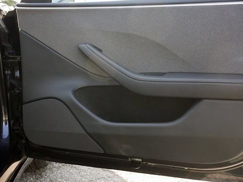 Used 2024 Tesla Model 3 Standard Range RWD image 21