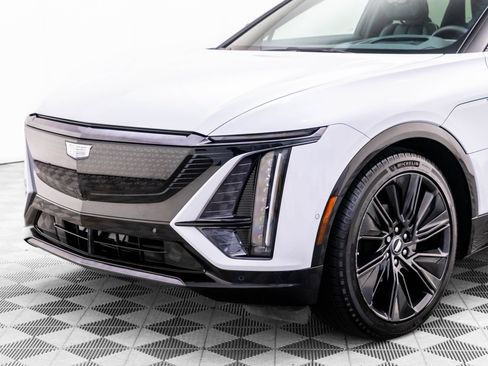 Certified 2026 Cadillac Lyriq Signature Sport w/ Nappa Leather Package AWD/4WD image 37