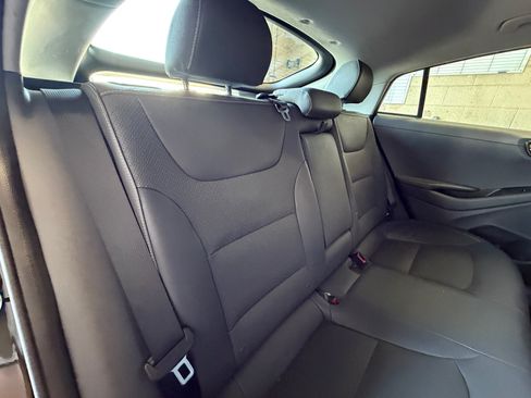 Used 2019 Hyundai Ioniq Limited FWD image 16