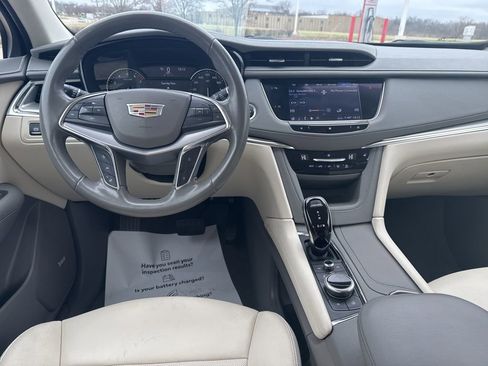 Used 2020 Cadillac XT5 Premium Luxury AWD/4WD image 10