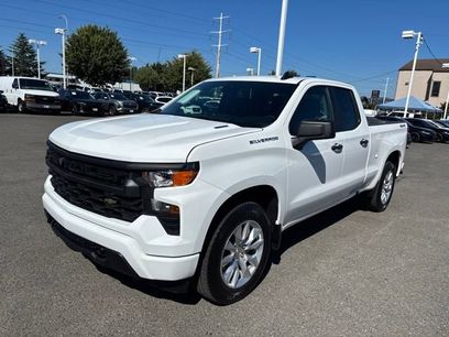 Used 2025 Chevrolet Silverado 1500 Custom