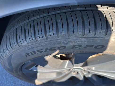 Used 2022 Land Rover Discovery Sport S image 10