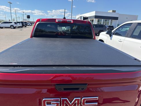 Used 2026 GMC Canyon AT4 w/ Technology Plus Package AWD/4WD image 7