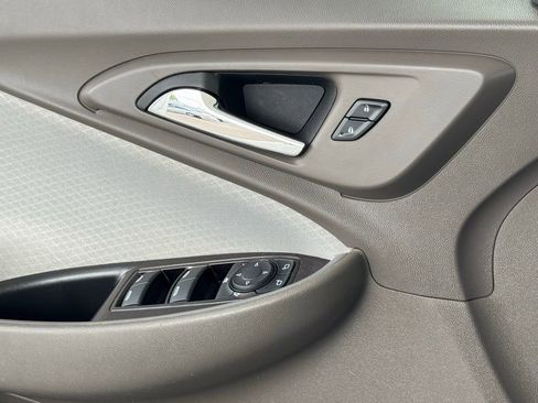 Used 2024 Chevrolet Malibu LS image 34