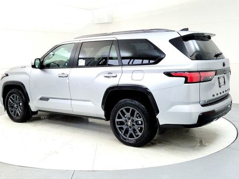 New 2026 Toyota Sequoia Platinum AWD/4WD image 4