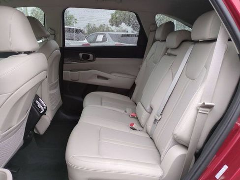 Certified 2023 Kia Sorento S FWD image 14