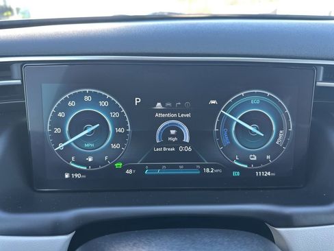 Used 2024 Hyundai Tucson Limited AWD/4WD image 29