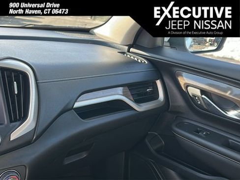 Used 2022 GMC Terrain Denali image 21