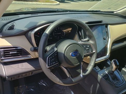 Certified 2025 Subaru Outback Limited AWD/4WD image 12