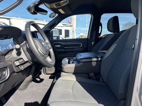 Used 2024 RAM 2500 Big Horn w/ Night Edition image 15