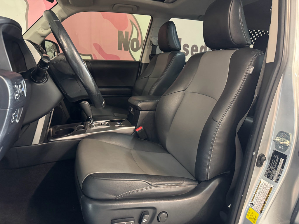 Used 2023 Toyota 4Runner SR5 Premium w/ Moonroof Package RWD image 35