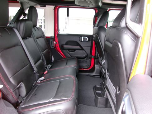 New 2026 Jeep Wrangler Unlimited Rubicon image 19