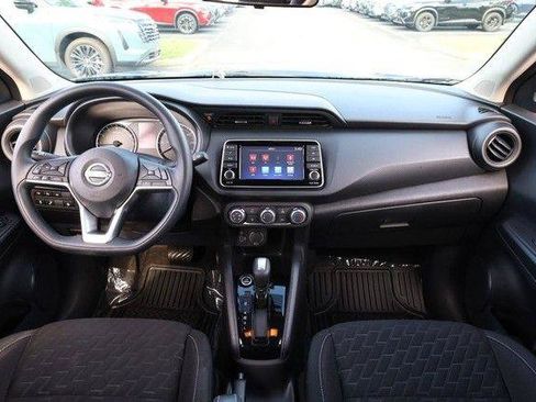Used 2022 Nissan Kicks S FWD image 21