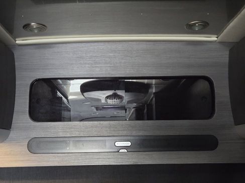 Used 2021 Mercedes-Benz Sprinter 2500 image 22
