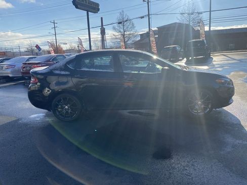 Used 2016 Dodge Dart SE w/ Convenience Group image 4