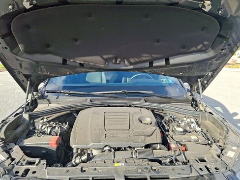 Used 2025 Land Rover Range Rover Velar S image 27