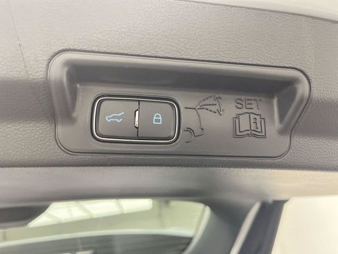 New 2026 Ford Explorer ST-Line AWD/4WD image 34