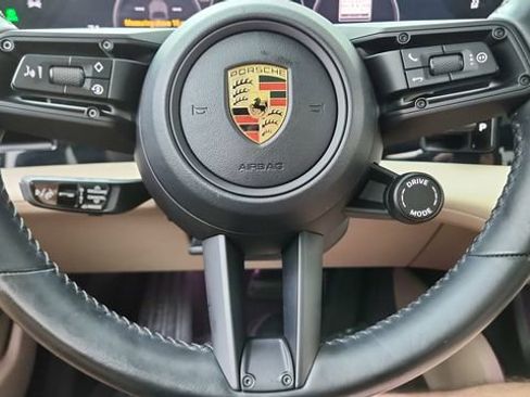 Used 2023 Porsche Taycan 4S AWD/4WD image 39