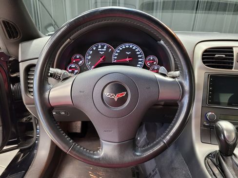 Used 2007 Chevrolet Corvette Coupe image 18