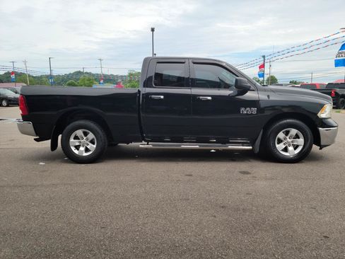 Used 2015 RAM 1500 Classic SLT RWD image 20