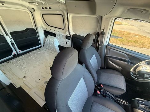 Used 2022 RAM ProMaster City Tradesman image 11