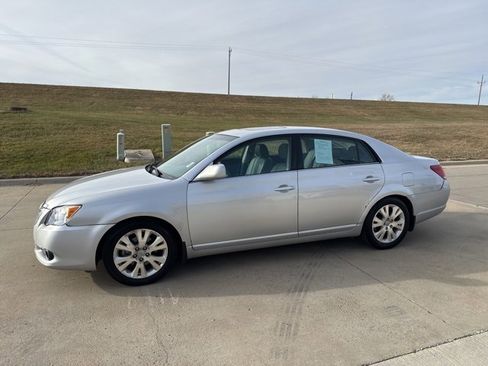 Used 2008 Toyota Avalon XL image 7