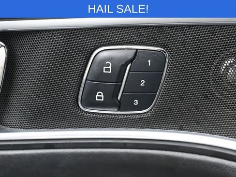 Used 2017 Ford Explorer Platinum image 14