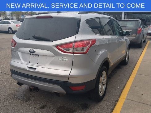 Used 2015 Ford Escape SE w/ Equipment Group 201A FWD image 5
