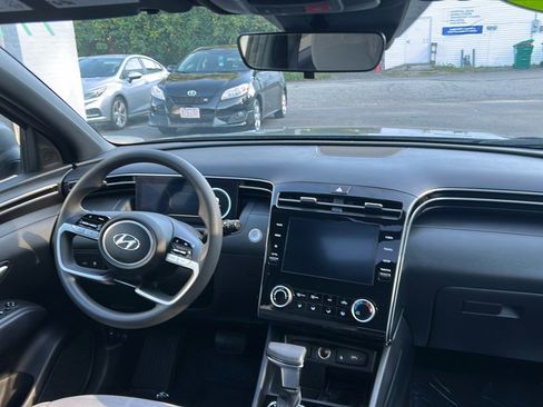 Used 2023 Hyundai Santa Cruz SEL w/ Activity Package image 12